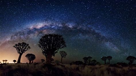 Man Receives Amazing Alien Healing Via Smart TV